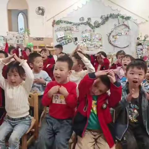 叙州区第三幼儿园中三班   十一月语言延时活动《大胆"说"出来》