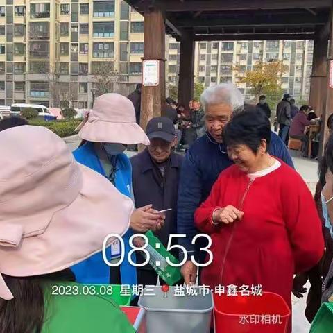 垃圾分类进小区，绿色环保入人心