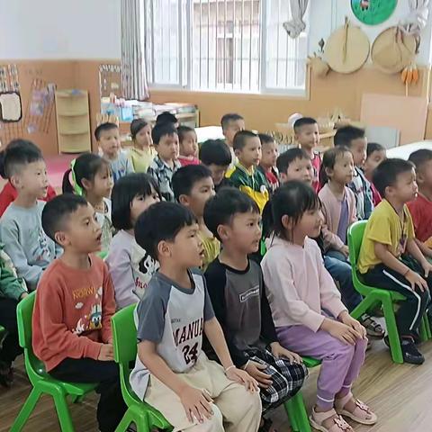 🍀我劳动，我快乐🍀松旺镇中心幼儿园2002班〔五·一〕劳动节