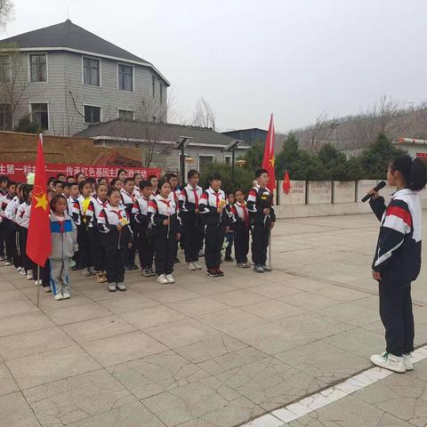 扣好人生第一粒扣子，传承红色基因——迁西实验小学、滦阳分校清明节祭扫活动