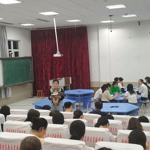 绵阳市游仙中学召开全体师生员工安全培训专题会