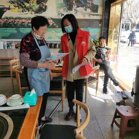 【石家庄市正定县】恒山西路开展“垃圾分类，我先行”为主题的沿街商铺宣传活动