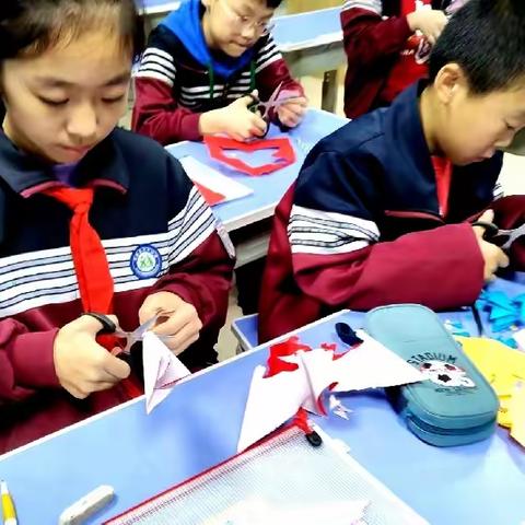 巧手剪瑰宝  匠心传非遗～～吴桥县新华小学剪纸社团掠影