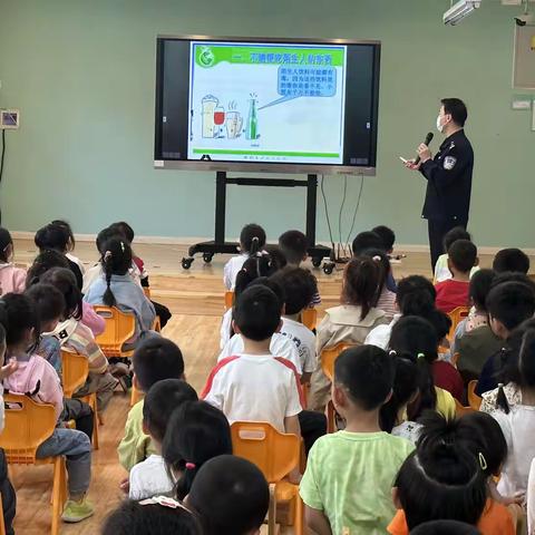 “筑牢安全防线 护航健康成长”——法治安全讲座