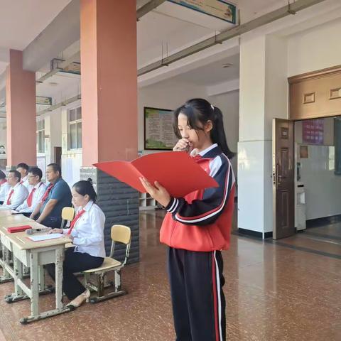 南屏镇南岛河小学2023年“学习二十大，争做好队员”少先队入队仪式