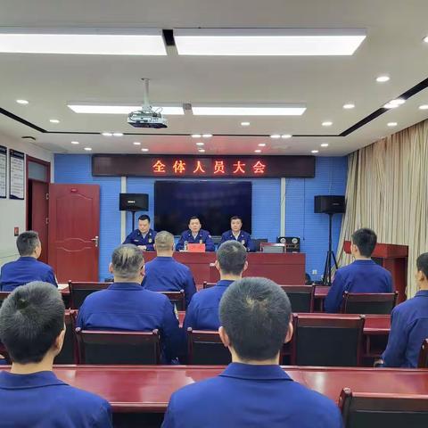 刘欣副支队长深入山阳大队督导“五一”期间队伍管理和执勤备战工作