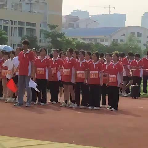 运动因生命精彩——校运会