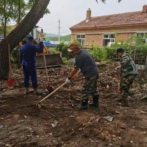 自然保护地保护科开展爱国卫生教育和清扫活动 过健康端午