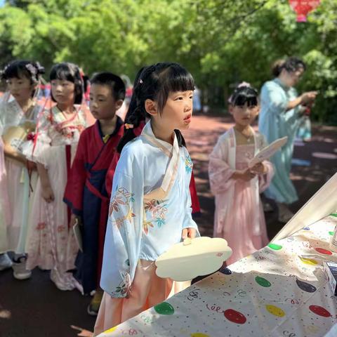 古风游园  快乐闯关——贵阳师范附属实验小学一年级开展期末趣味游园活动