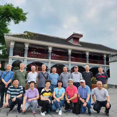 重温革命历史葆初心 学习新时代思想强党性———国网华中分部组织老同志开展主题教育暨2023年政治教育活动