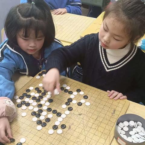 红星实验小学围棋课后反馈