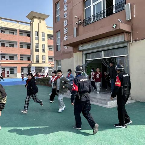 “安全在我心，防患于未然”———什集镇北王召举行应急疏散演练