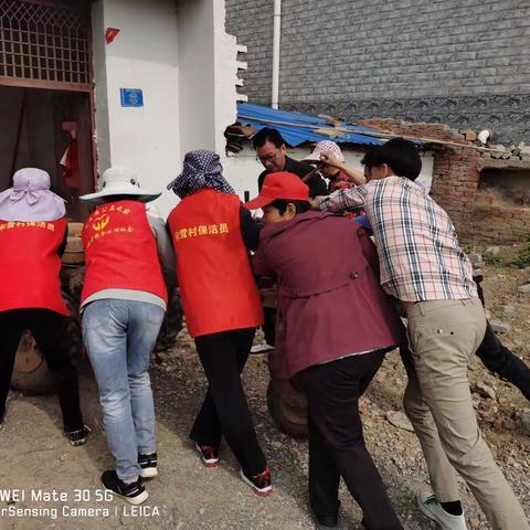 美丽家园齐动手 干干净净迎五一  - 王店乡持续开展文明实践活动（副本）