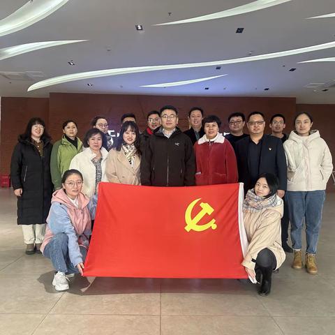 农发行玛纳斯支行开展“欢庆“三•八” 魅力巾帼，游园品鉴”党日活动