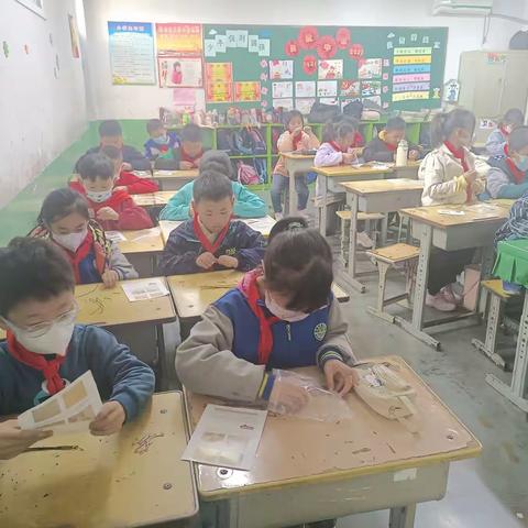 鹊华小学三年级（1）水果发电