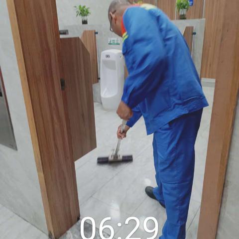吉阳区环卫四队2023年3月10日工作报