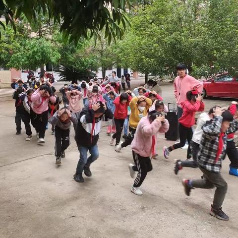 未雨绸缪，警钟长鸣——大余县左拔镇九年制学校防震减灾主题系列活动