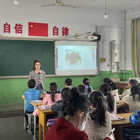 走进《传统节日》，感受“传统文化” ——五郭店中心小学语文教研活动