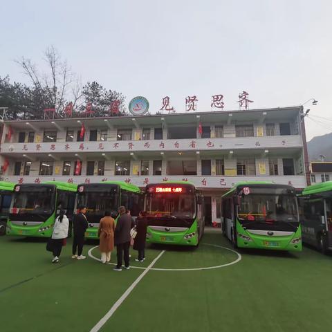 磨砺坚强意志，筑就青春梦想——板场初中青少年基地实践活动