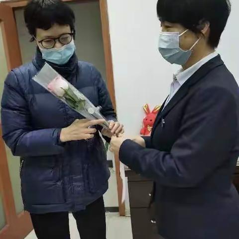 【皖美工行服务】怀宁工行积极开展三八妇女节消保宣传主题活动