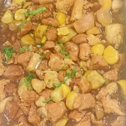 青岛中学东餐厅3月13午餐