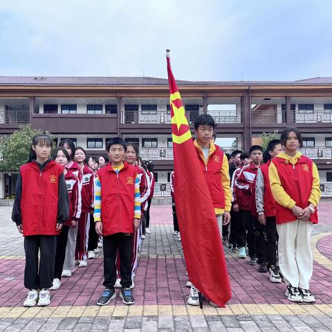 三月情暖敬老院 雷锋精神世代传——于都县曲洋初级中学开展学雷锋志愿主题活动