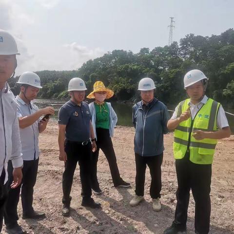 检查定安县新竹水厂和黄竹水厂管网延伸一至七区安全生产工作。