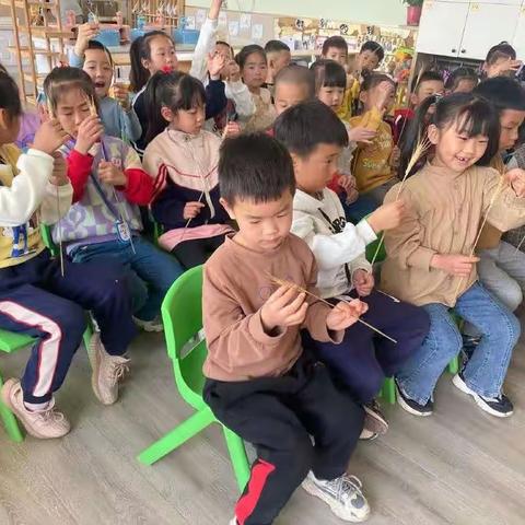 沙岭子幼儿园大三班种植活动“好吃的面食—小麦种植记”