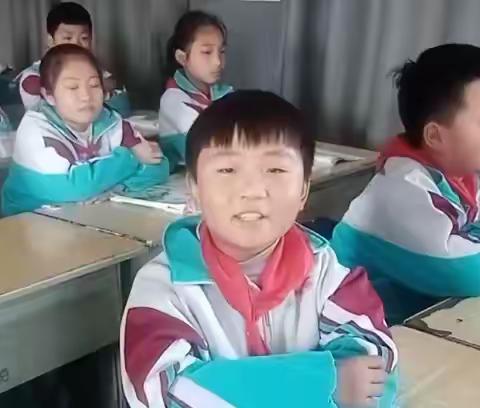 书一首诗送妈妈    说一段话感母恩    ——沛县朱寨镇中心小学感恩“三八”节活动