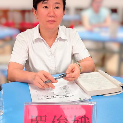 精研命题促提升，专家指导助成长——课题组中期检查汇报专题活动