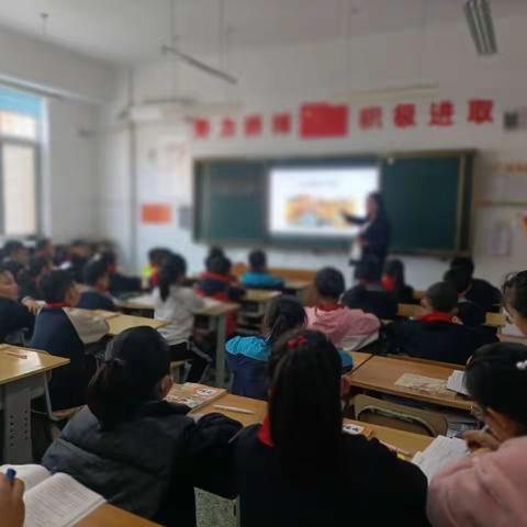 教研促发展，课堂展风采——记高新区实验小学语文组教研活动