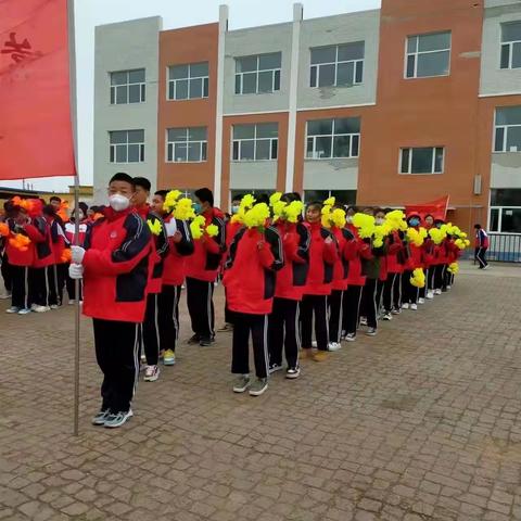 清明祭英烈，传承励前行——哈拉海镇柴岗初级中学清明节祭扫烈士陵园活动