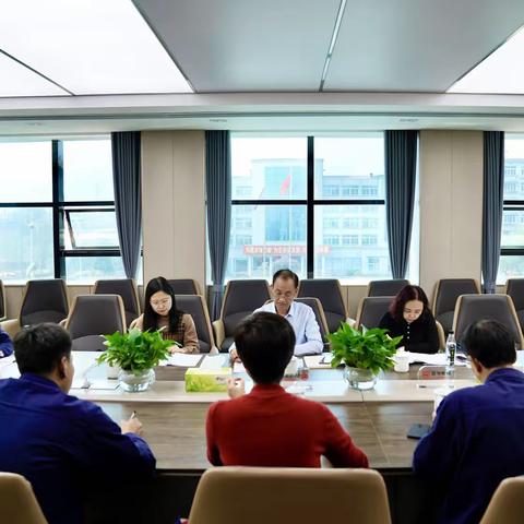 湖南省国防工业工会主任罗华一行来建华公司进行2022年度工会工作调研评估