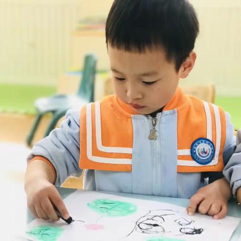 品格书香幼儿园三月第三周专注小鹿班生活记录