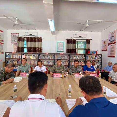 县委常委、县人武部部长欧朝军以一名普通党员的身份参加本号镇亚欠村党支部2022年度组织生活会