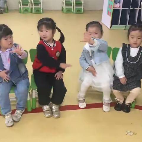 青云谱区迪启博幼儿园小班第十一周美篇《“童”成长》