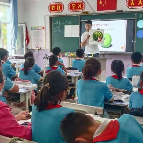 成长路上，与你同行--记伊拉湖镇中心学校与湘南学院附属小学联合教研活动