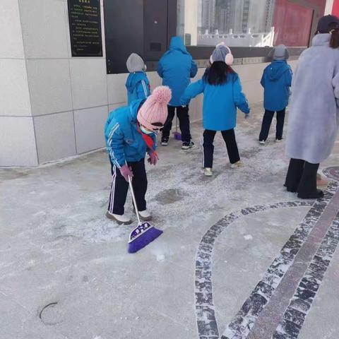 学习雷锋同志             弘扬雷锋精神