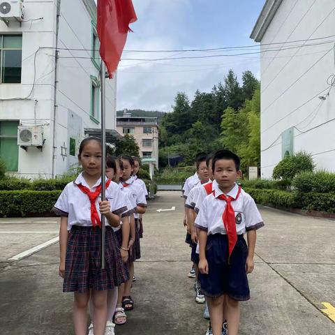 校外研学促成长，最美课堂在路上——庆元县江滨小学206班小树苗中队校外研学活动