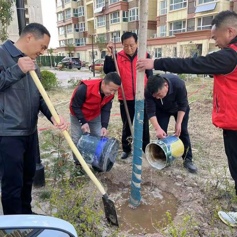 成武县永昌街道:学府景苑小区开展“携手共建，绿色家园”植树节主体活动