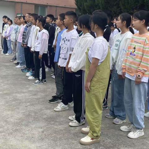 且抒凌云志，不负少年时——杨地中学入学教育系列活动纪实