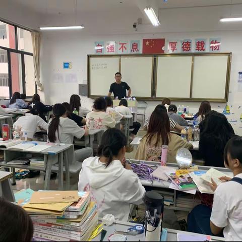 幼教大专35班   主题班会