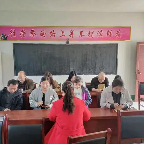 南席镇第九小学“快乐读书吧”活动纪实