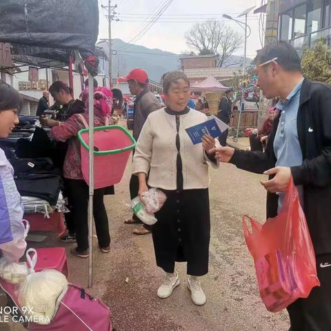 普法强基在行动 法治知识入民心