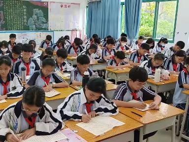 玉燕中学初中部2022级书法课（2023春第16周）