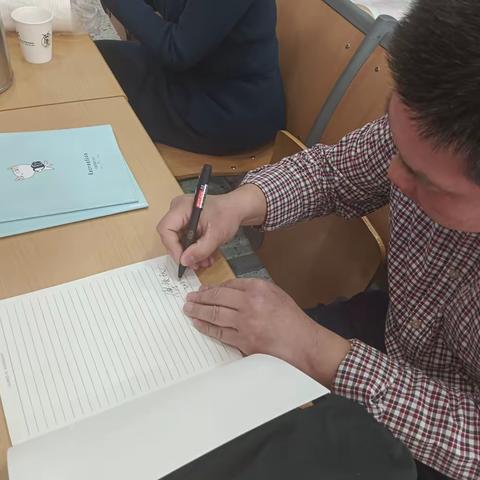 “大学教授走进小学课堂”—— 付教授对我校学生的思维拓展训练与培养