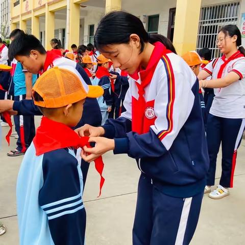 【礼遇小学 • 怦然心动】- - 大班幼小衔接之参观小学 彭楼镇中心幼儿园