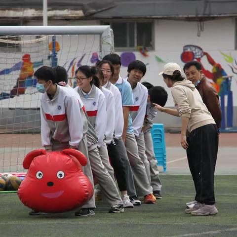 扬五四精神 展青春风采  一一一高一8班