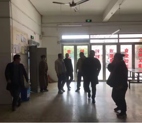城西街道办事处主任方林杭带队开展落实食品安全“两个责任”督导