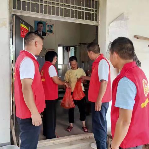 端午节关爱留守老人